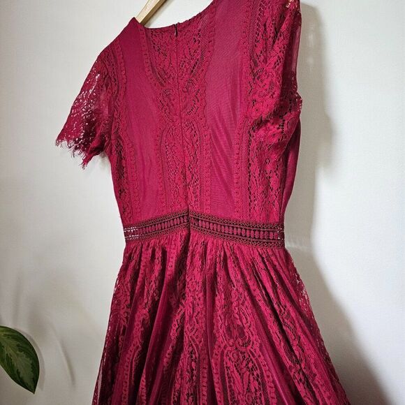 EUC DEEP RED V NECK LACE WEDDING PARTY MAXI DRESS SIZE MEDIUM - Picture 8 of 16